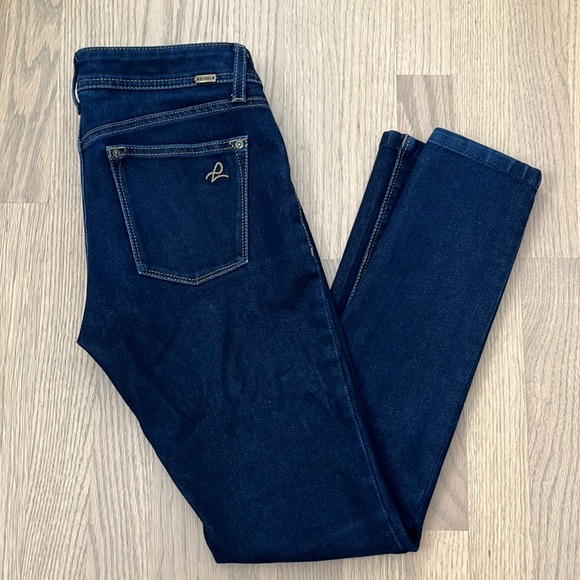 DL1961 | Emma Skinny Stretch Legging Jeans | Cellar Wash | 25 - Picture 1 of 9